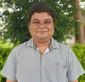 Dr. Samaiya Nitin Kumar